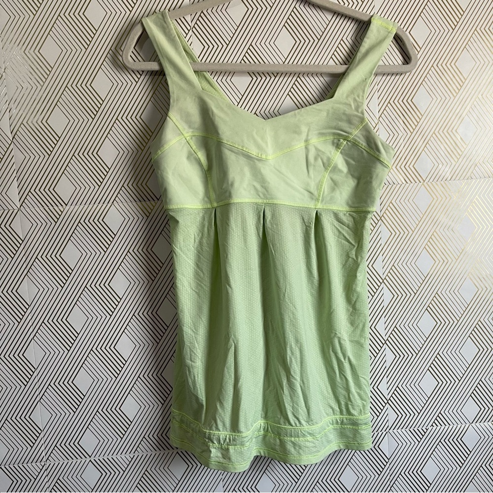 Lululemon Elevate Tank top SZ 6